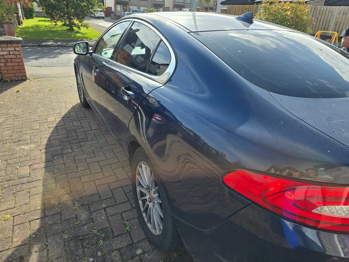 Jaguar XF 2014 - Image 4