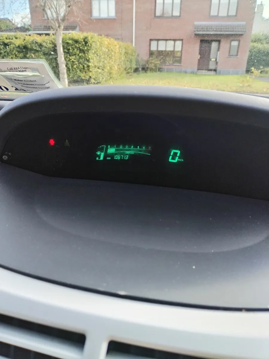 Toyota Yaris 2007 - Image 4
