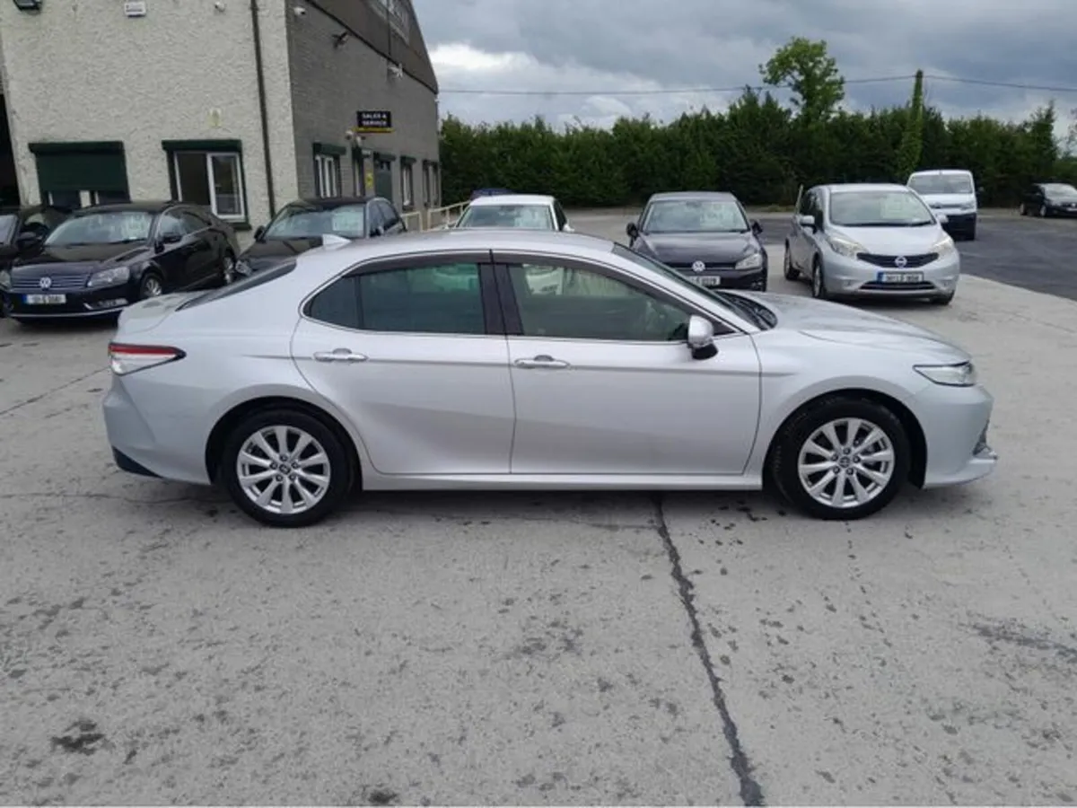 Toyota Camry 2.5 Hybird Automatic 4 Door - Image 2