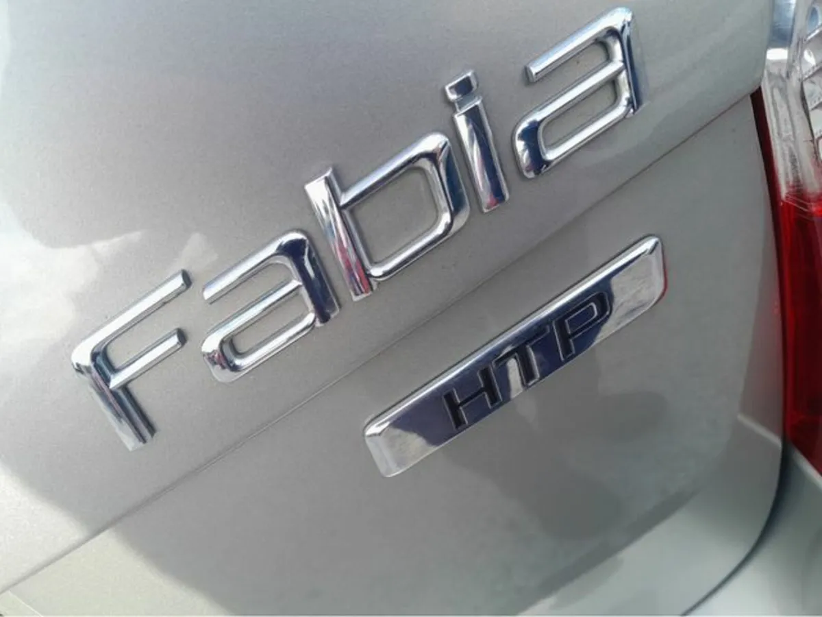 Skoda Fabia ACTIVE 1.2 HTP 44KW 5DR - Image 4