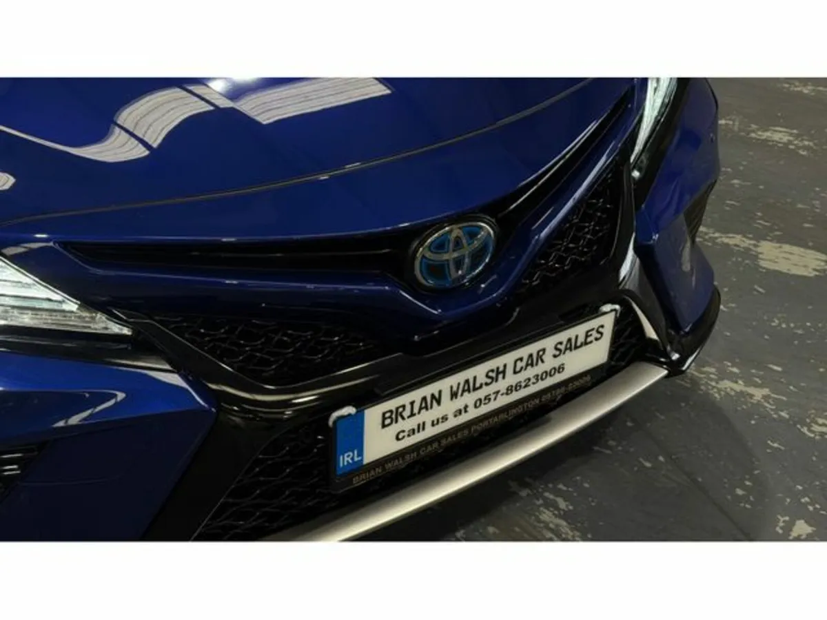 Toyota Camry 2.5 WS High Spec - Image 3