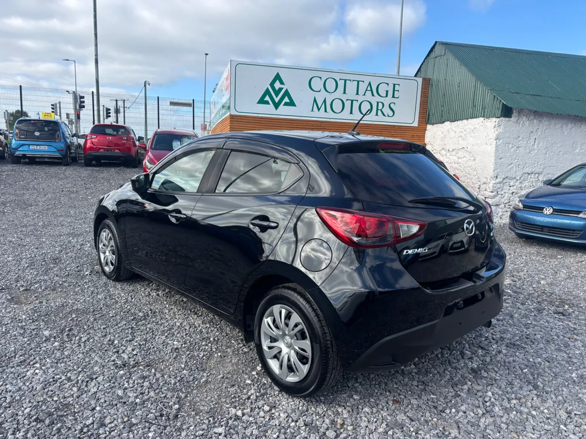 Mazda Demio - Image 3