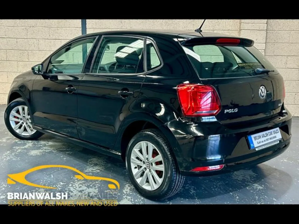Volkswagen Polo TRENDLINE 1.0 60HP MANUAL 5SPEED 5 - Image 2