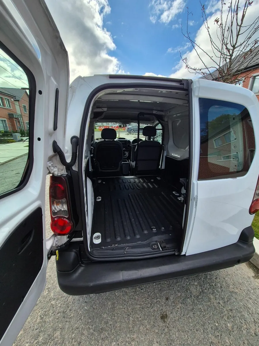 Peugeot Partner 2013 - Image 2