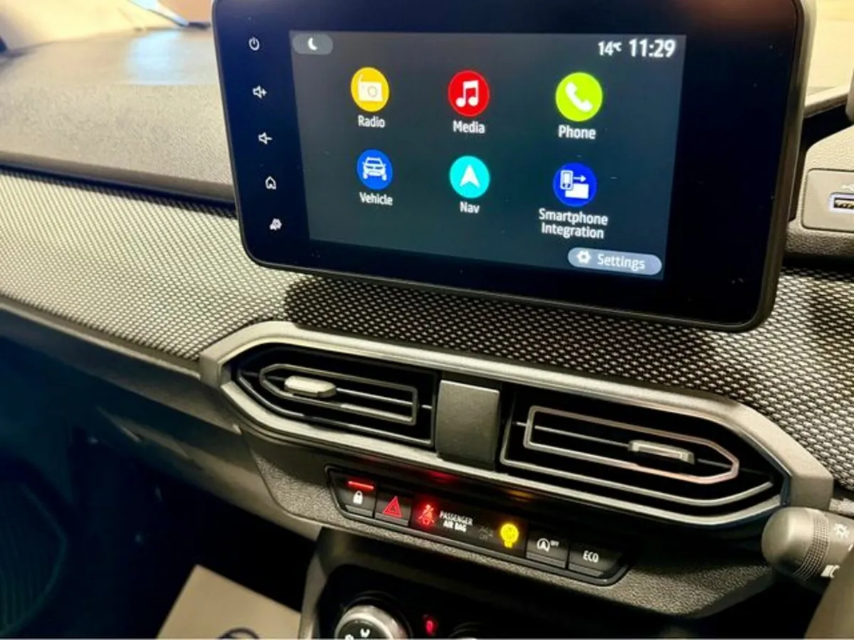 Dacia Sandero COMFORT TCE - Image 3