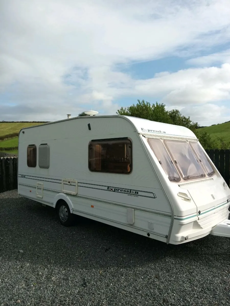 Caravan   5 berth - Image 3