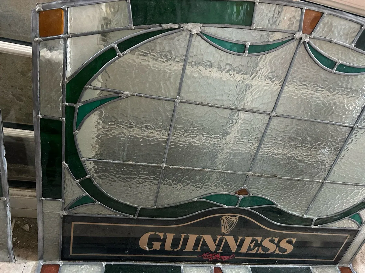 Guinness privacy window lead glass - Image 2