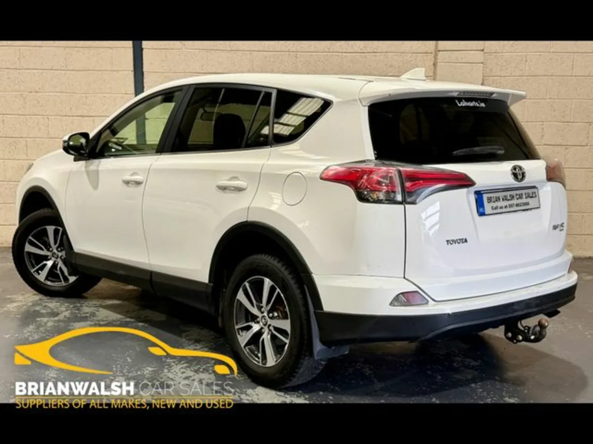 Toyota RAV4 RAV4 2.0 D-4D AURA 4DR - Image 2