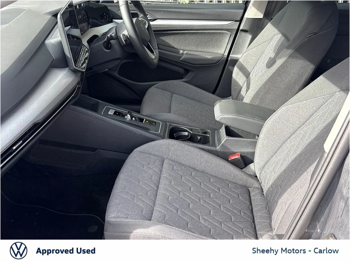 Volkswagen Golf 1.5tsi Edition 75 Mhev DSG 5DR - Image 4