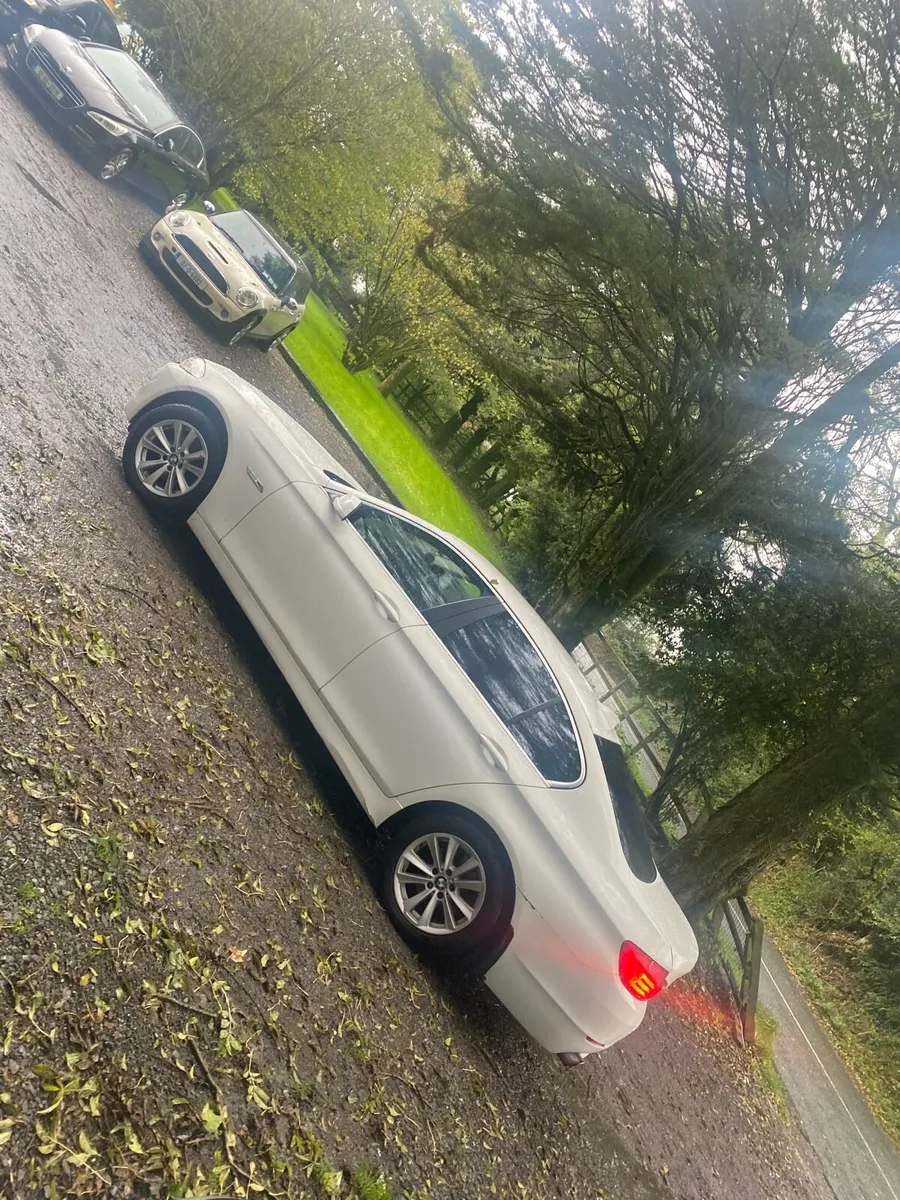 2012 bmw f10 2.0 diesel whie - Image 2