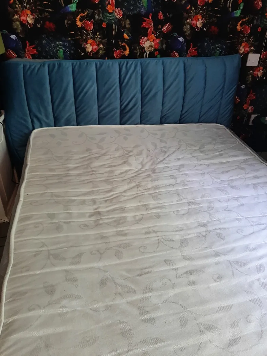 Double mattress. Spring mattress. - Image 1