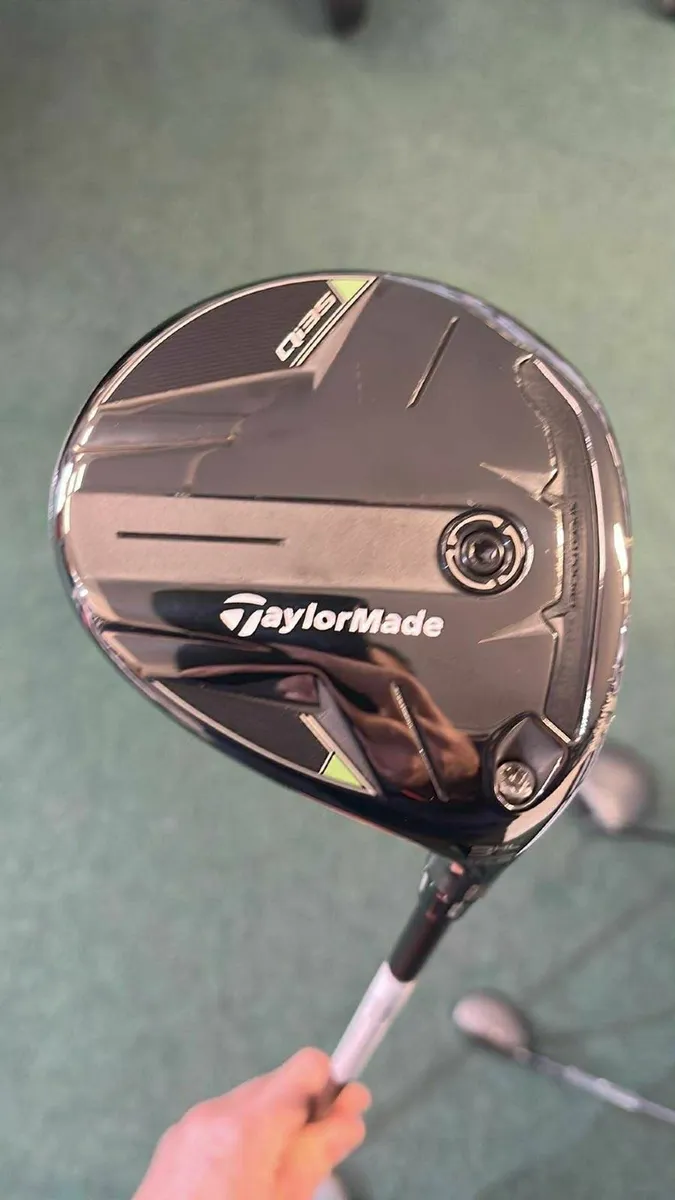 Taylormade Qi35 9.0+3 wood+4 Hybrid All 3 FOR €899 - Image 3