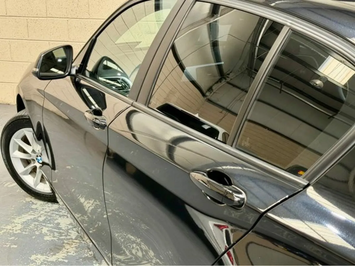 BMW 1-Series 118D Style - Image 3