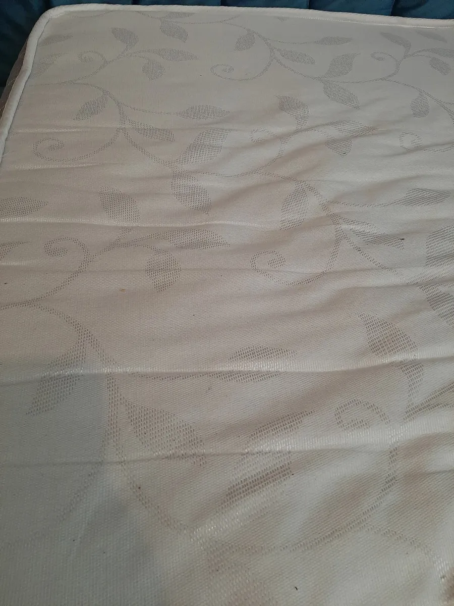Double mattress. Spring mattress. - Image 3