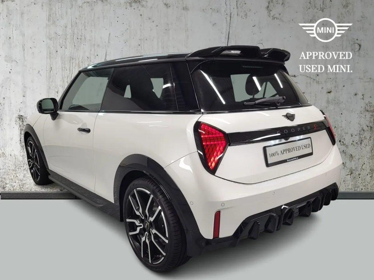 MINI Cooper Cooper S Sport Auto - Image 2
