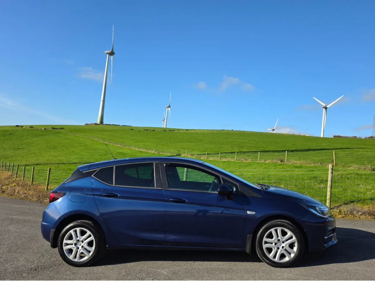 Opel Astra SC-1.5 TURBO D 105PS FINANCE AVAILABLE - Image 2