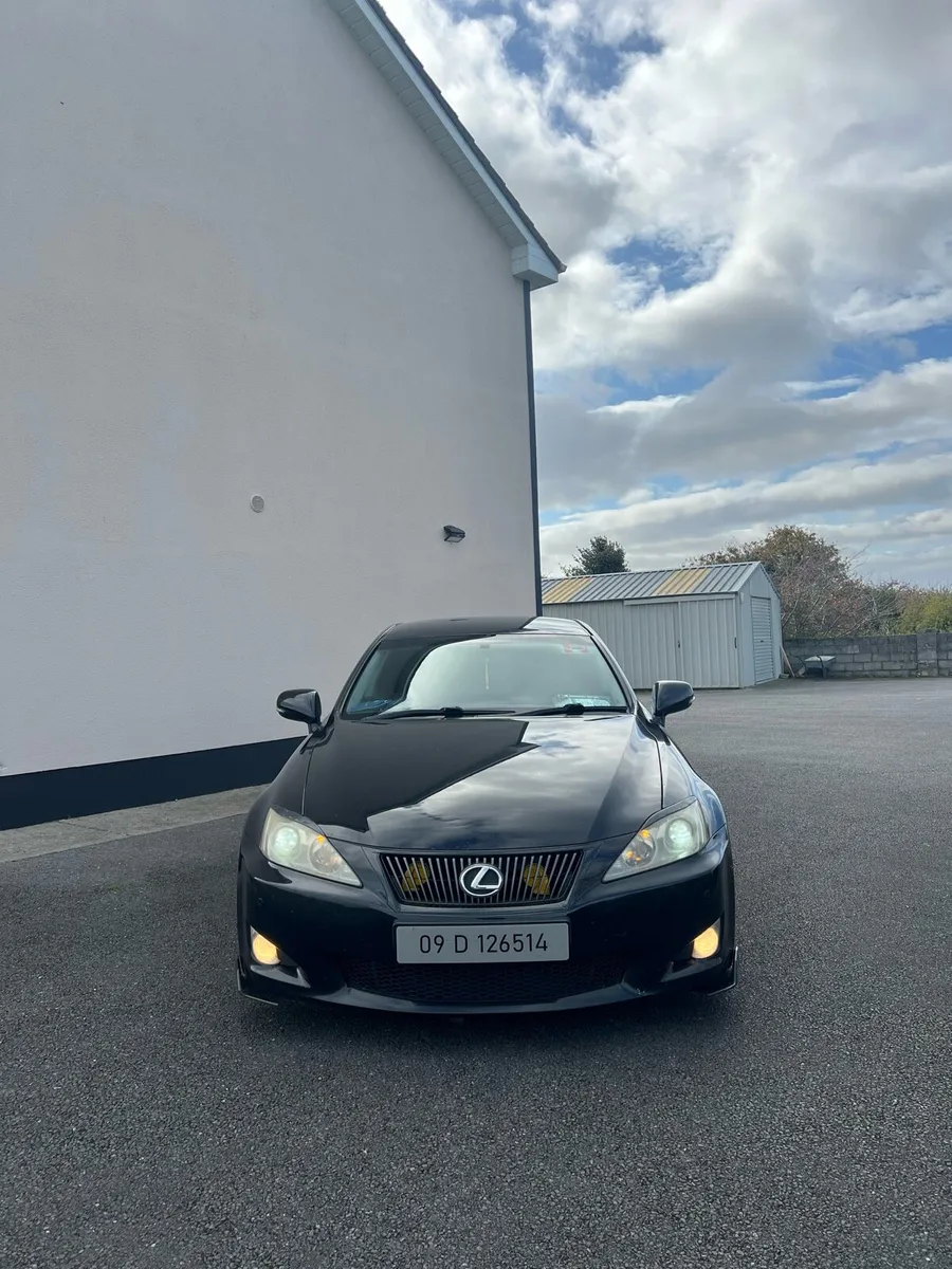 Lexus is220d - Image 1