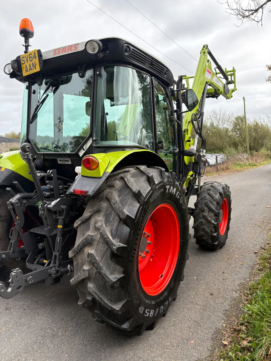 Claas 220 Elios Tractor - Image 4