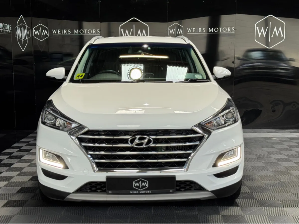 Hyundai Tucson EXECUTIVE PLUS MILD HYB HYBRID 5DR - Image 4