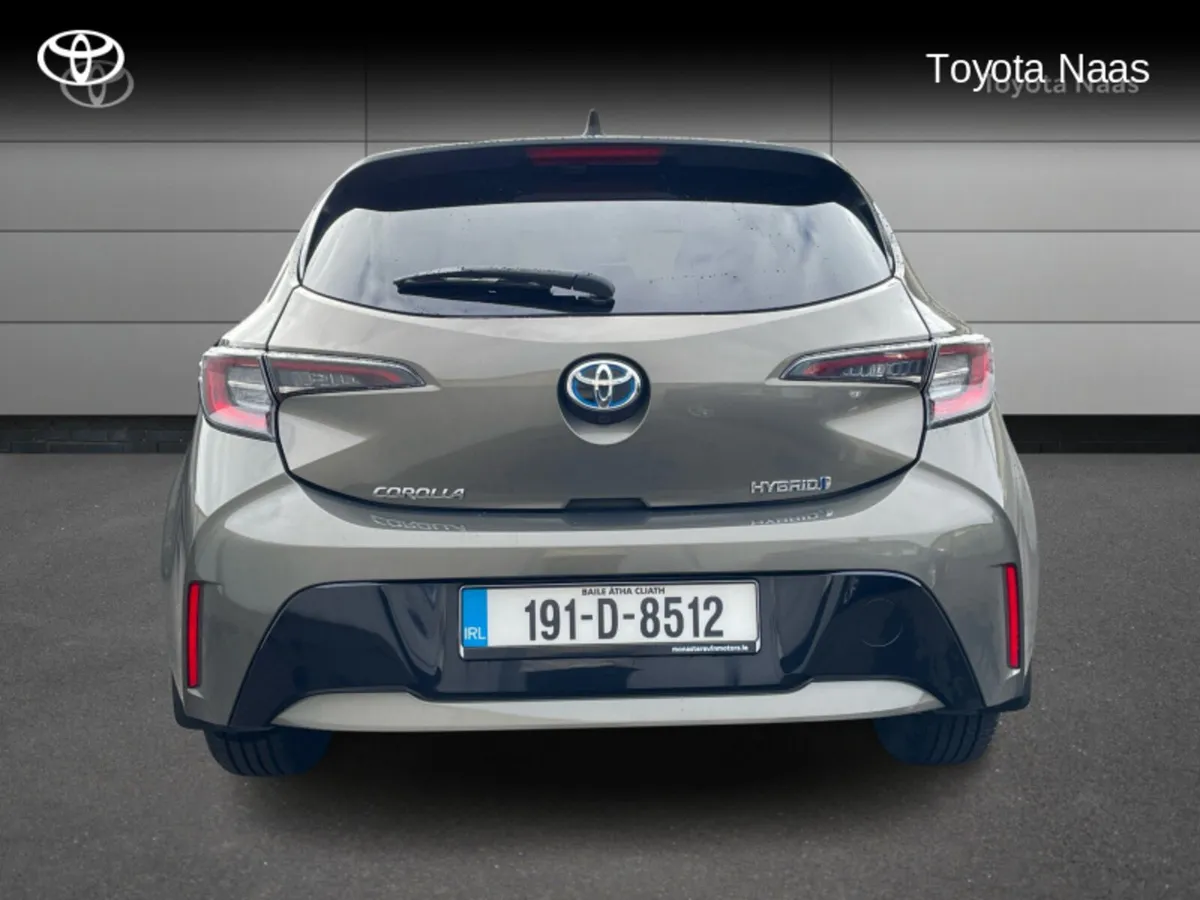 Toyota Corolla COROLLA HYBRID L/SPORT HB - Image 4