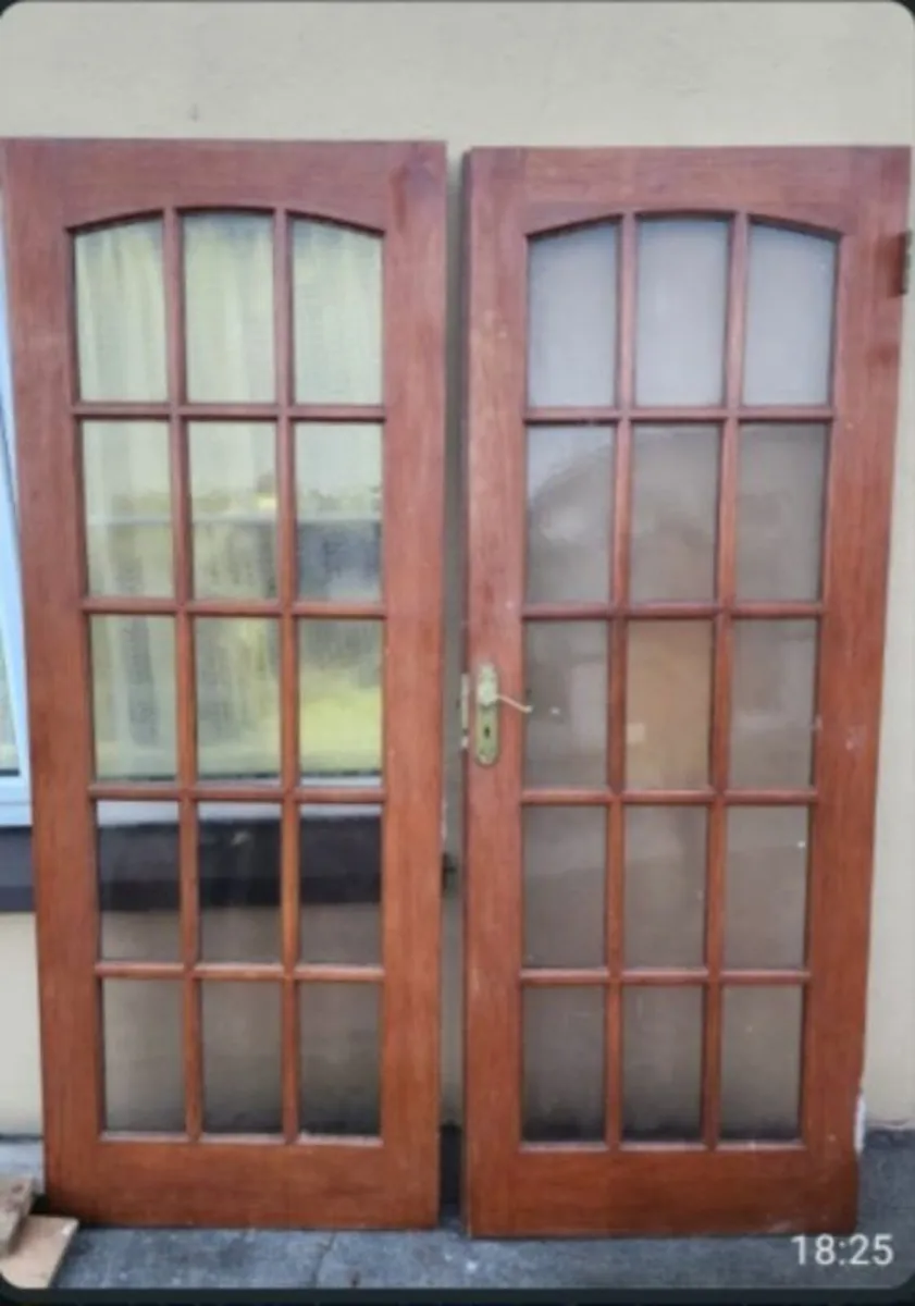 Double doors - Image 1