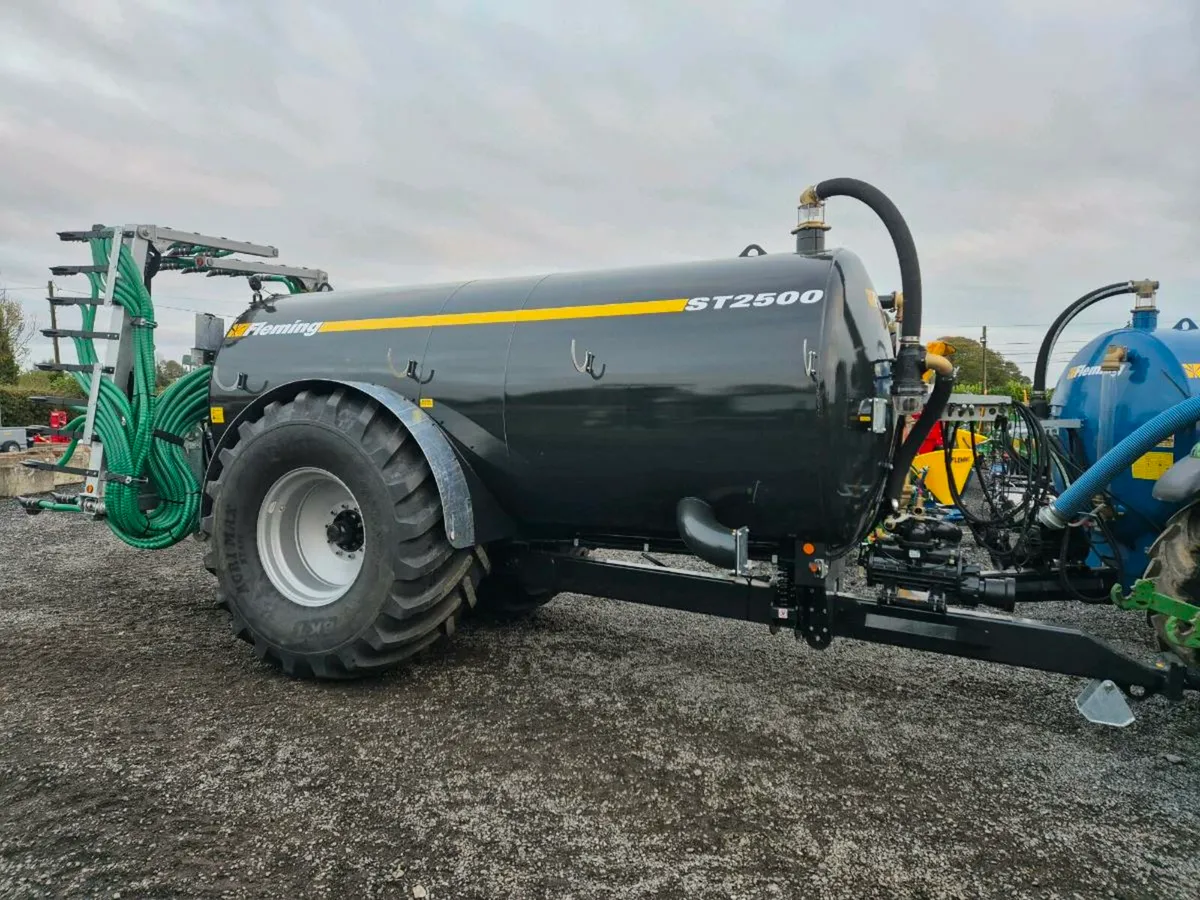 Fleming slurry tanks - Image 4