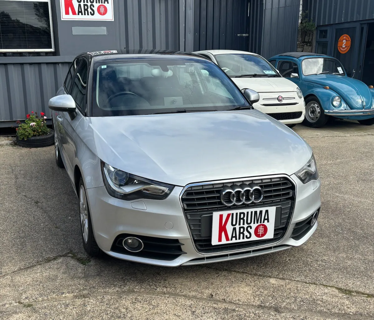 🚘 Only 29,000 KM | Two-Tone Silver & Black 🚘 - Image 1