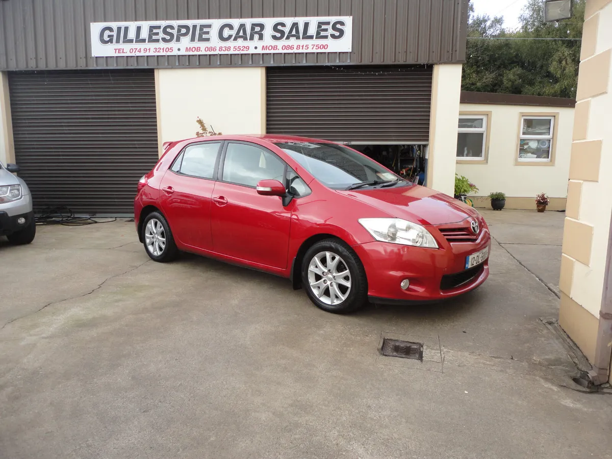 2012 Toyota Auris 1.4 D4D TR 5DR - Image 1
