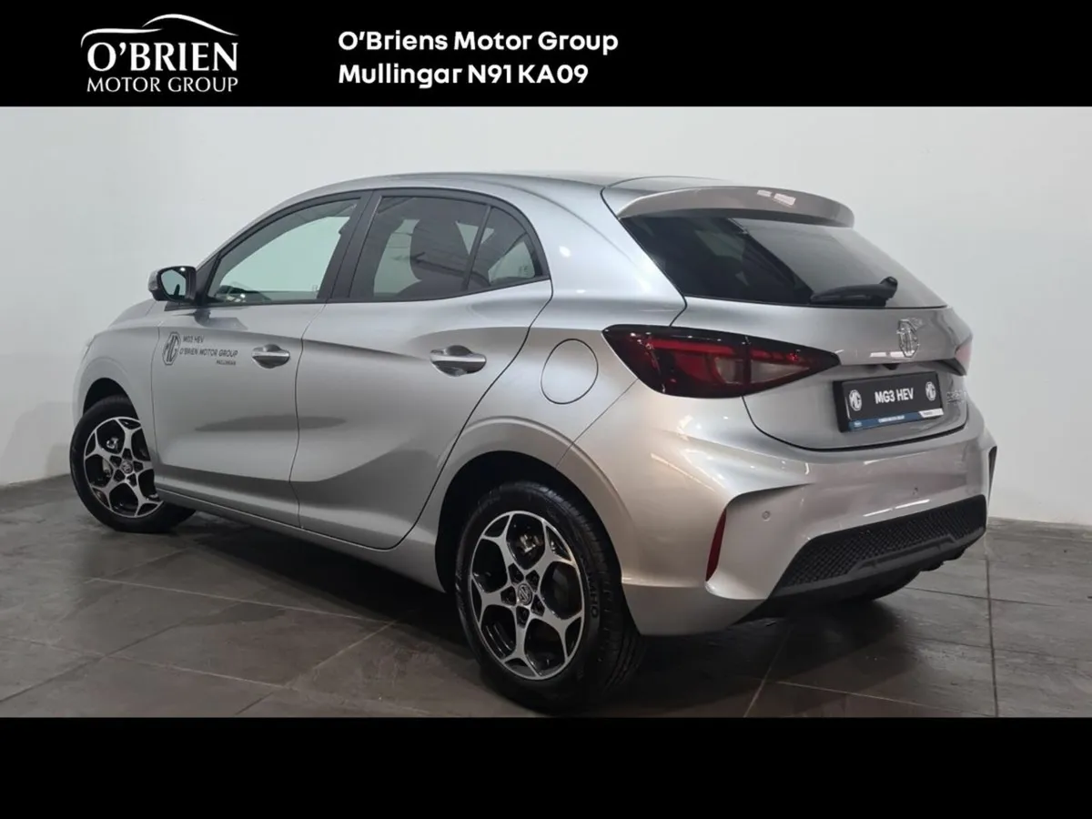 MG MG3 EXCLUSIVE HYBRID+ 5DR AUTO - Image 3