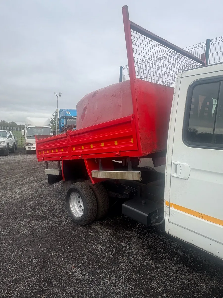 Iveco tipper - Image 4