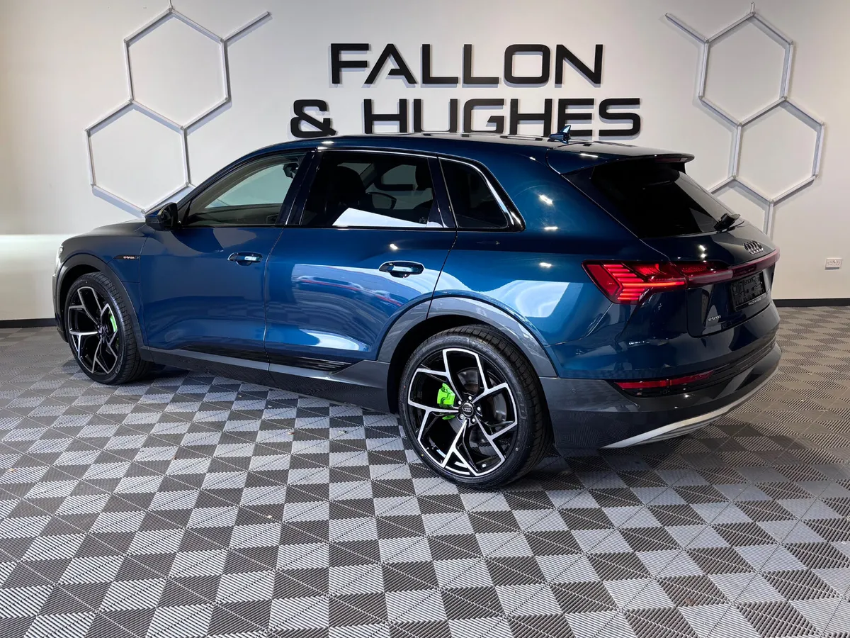 AUDI E-TRON 55 QUATTRO 95KwH BATTERY 408BHP - Image 4