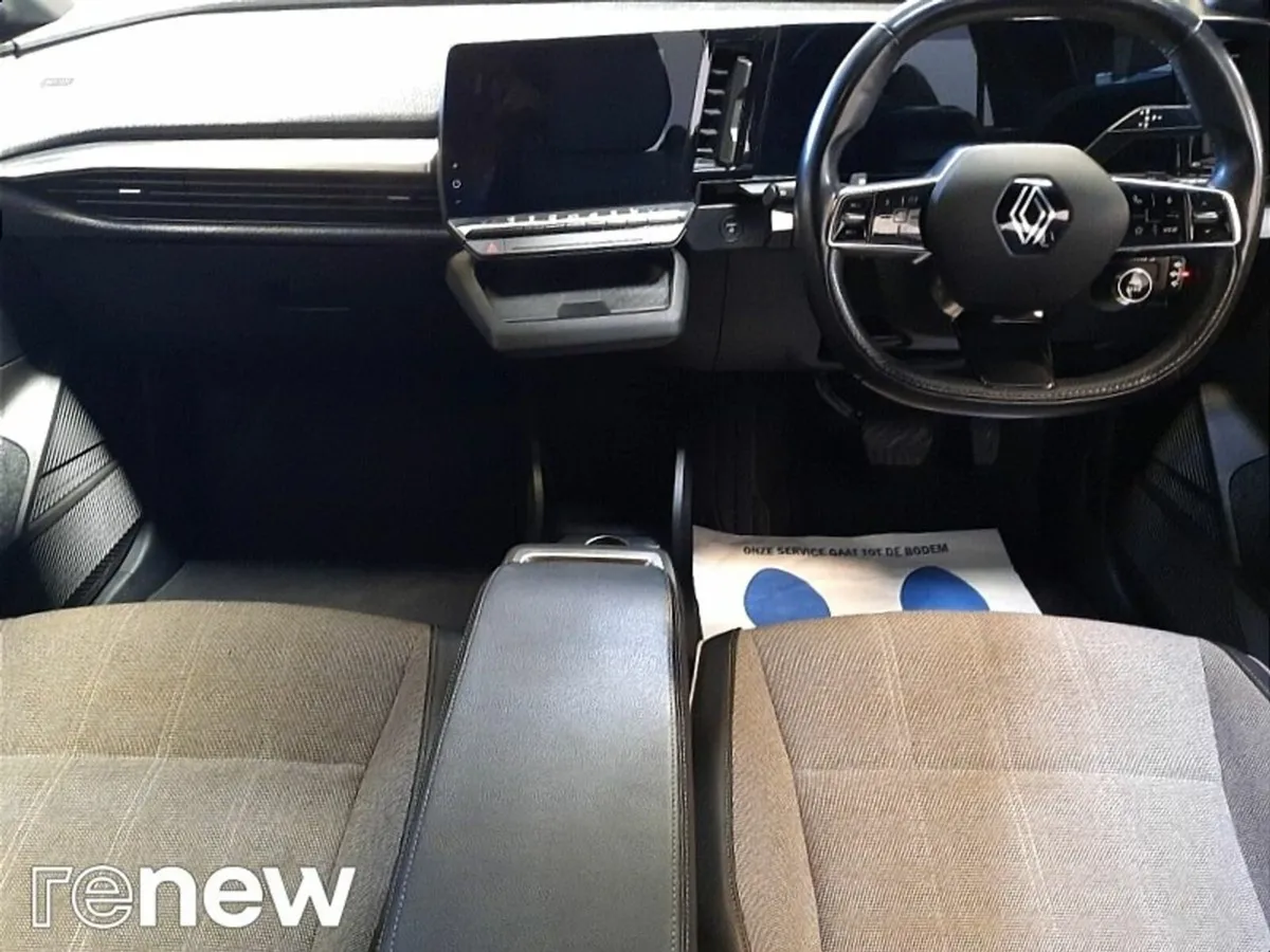 Renault Megane E-Tech EV60 220hp Techno - Image 2