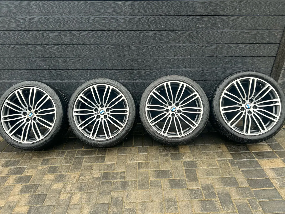 18” GENUINE BMW 5 SERIES ALLOY WHEELS & TYRES - Image 4