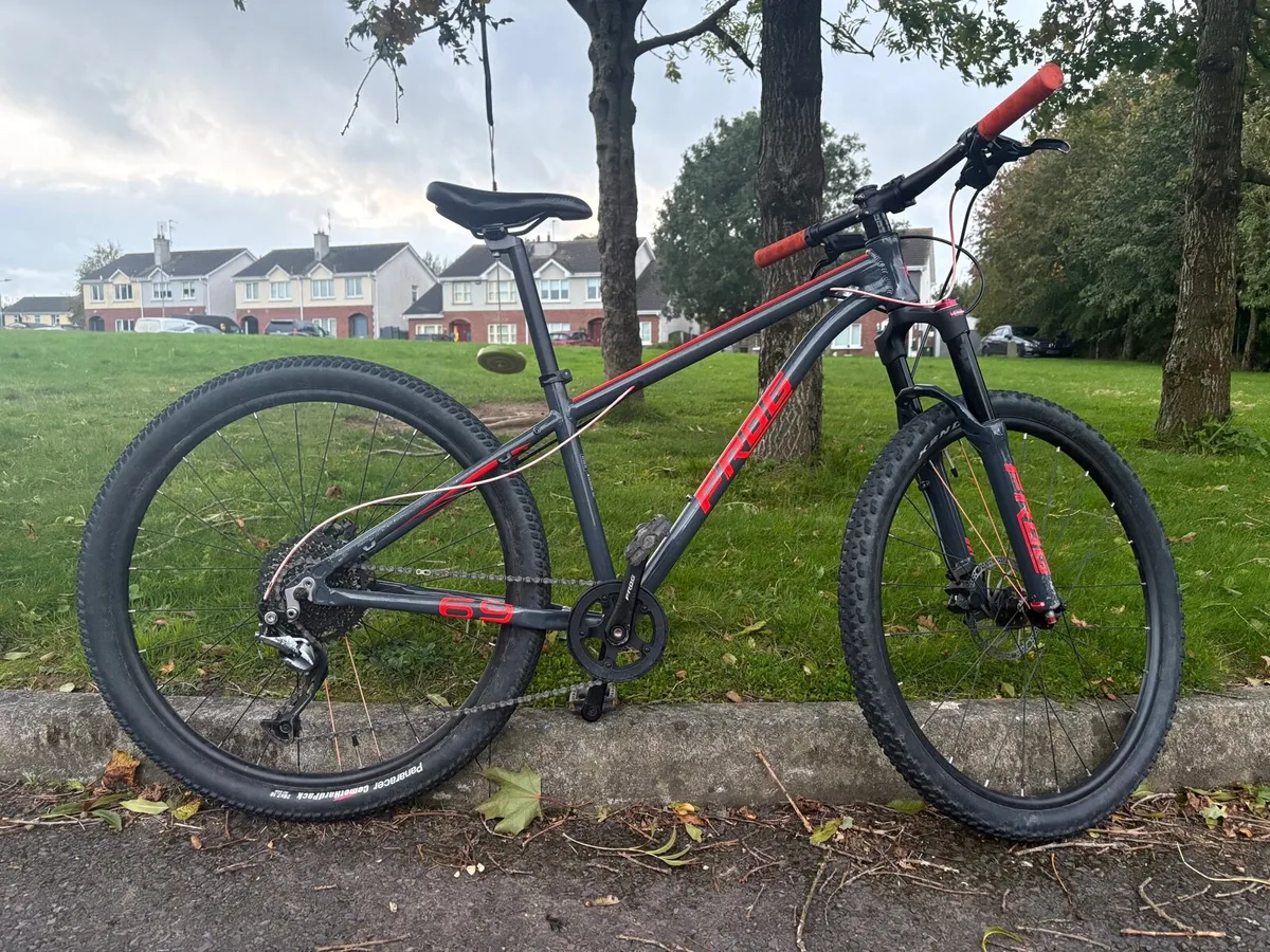 Frog 69 Kids MTB bike - Image 1