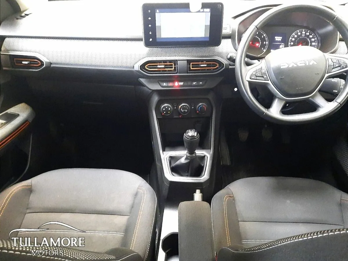 Dacia Sandero Stepway TCe 90 Comfort - Image 2