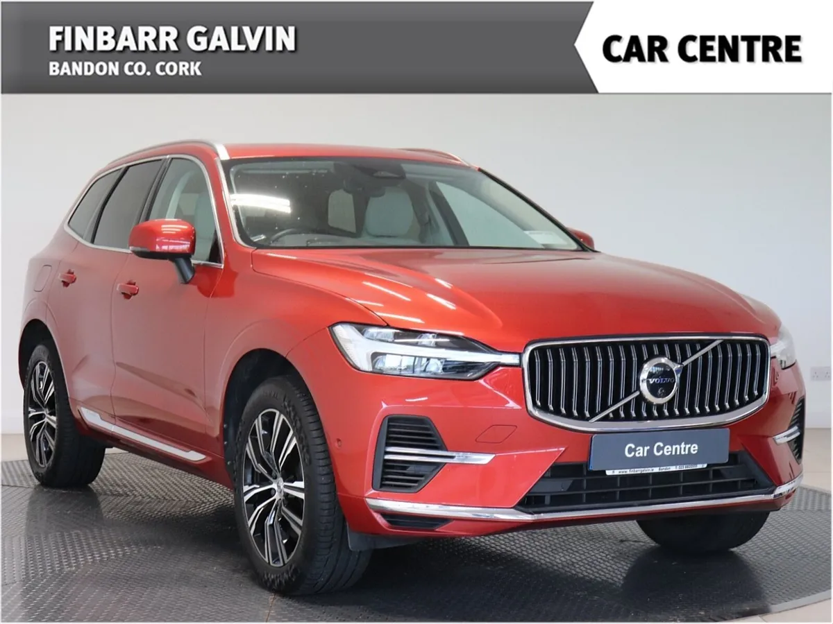 2022 VOLVO XC60 INSCRIPT T6 RCHARGE AWD - Image 1