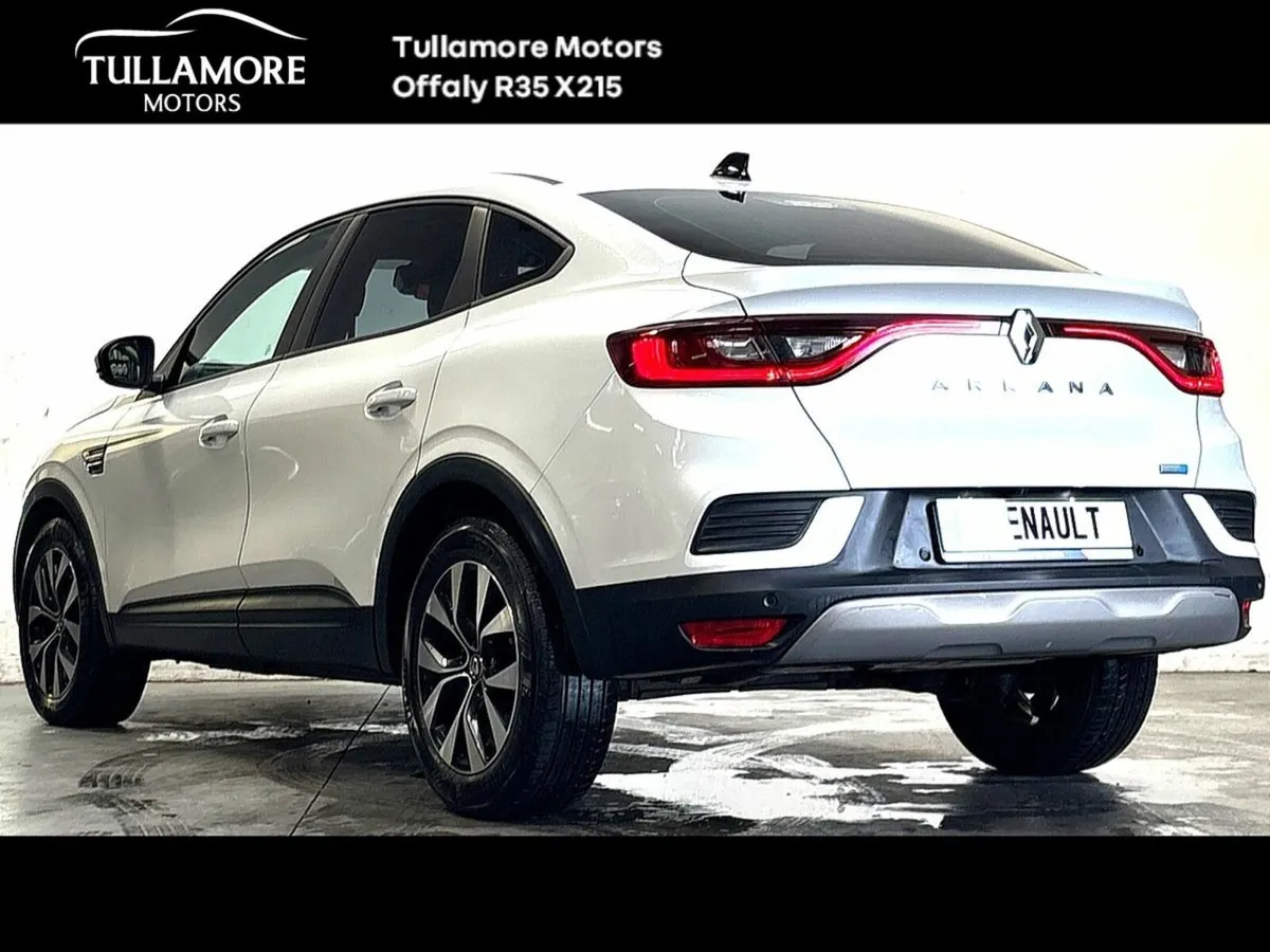 Renault Arkana ICONIC E-TECH HYBRID 145 AUTO - Image 3