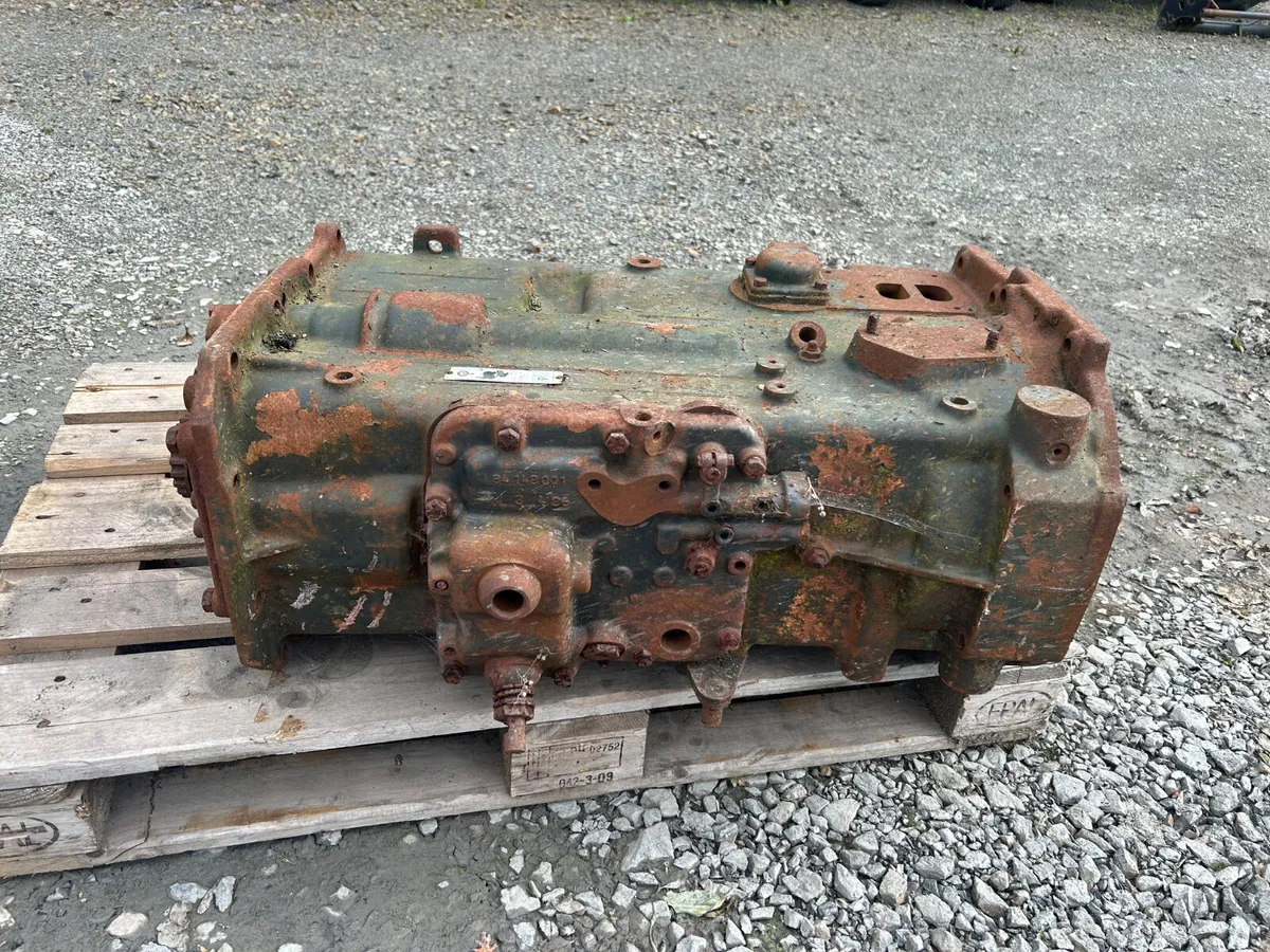 Zetor 8245 Gearbox - Image 1