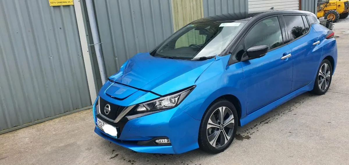 212 NISSAN LEAF EV - Image 1