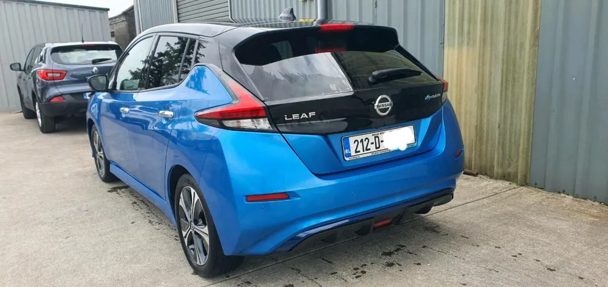 212 NISSAN LEAF EV - Image 4