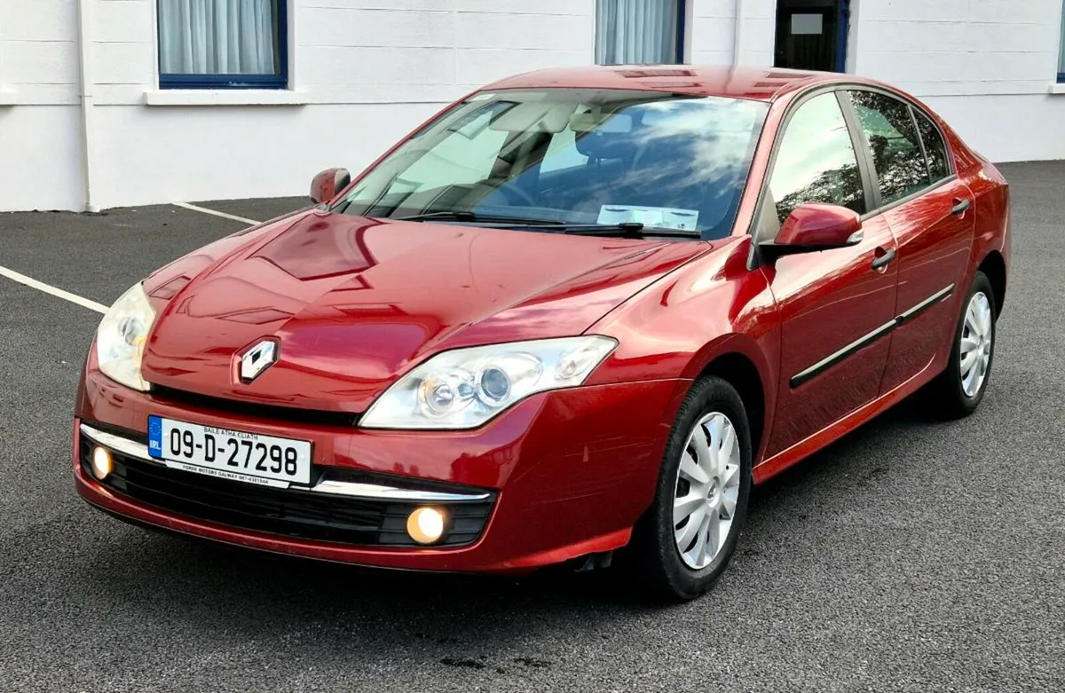 2009 Renault Laguna ▪︎ LOW MILAGE ▪︎ - Image 2