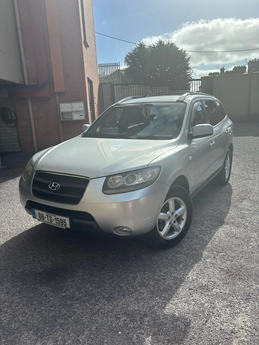 Hyundai Santa Fe - Image 1