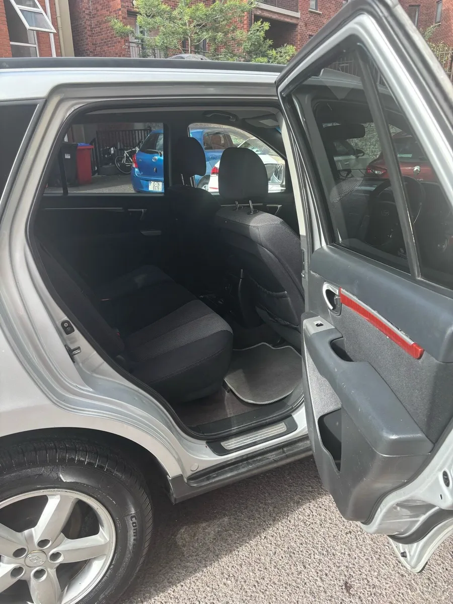 Hyundai Santa Fe - Image 4