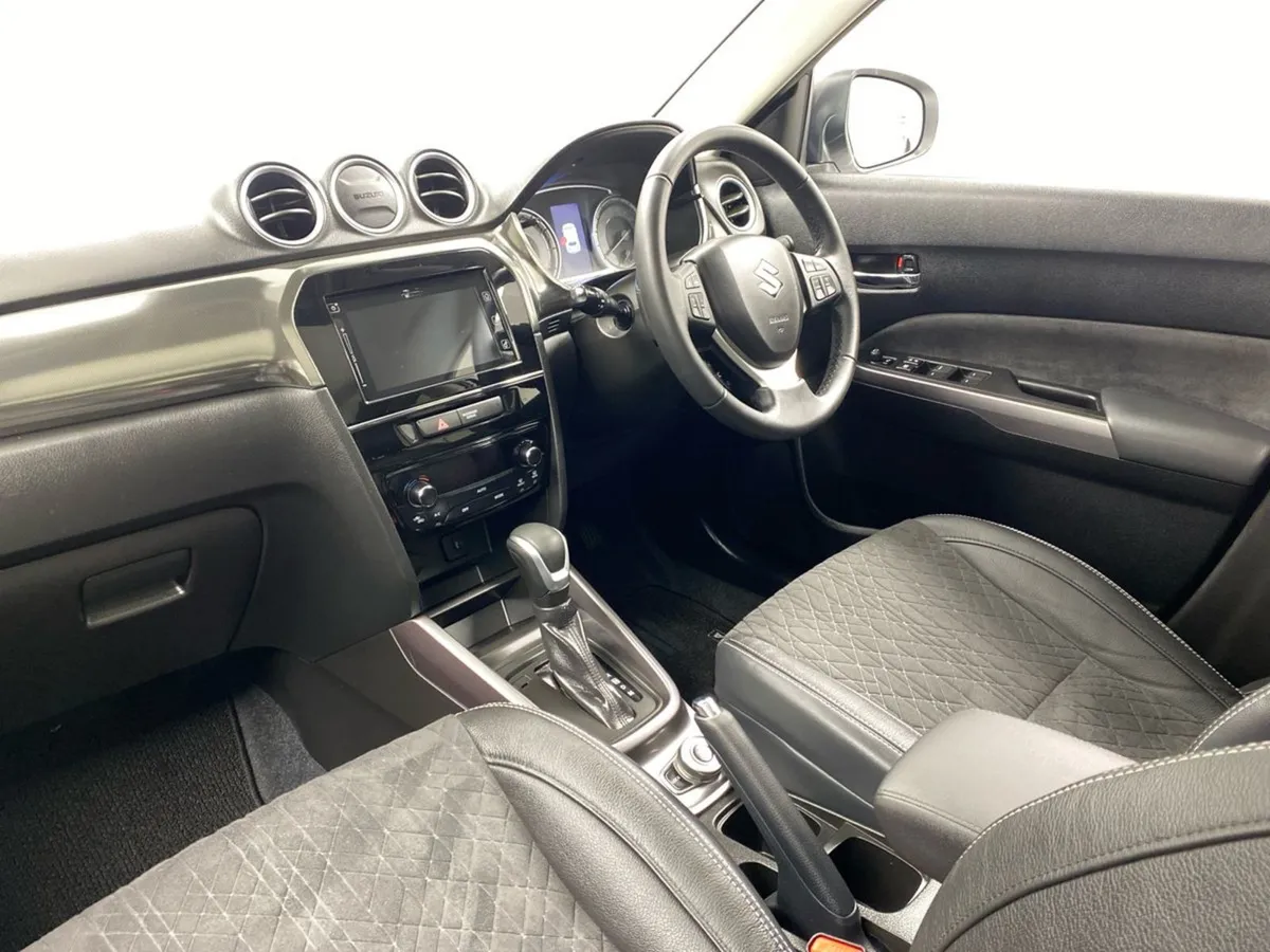 Suzuki Vitara 1.5 Full Hybrid SZ5 Allgrip AGS - Image 3