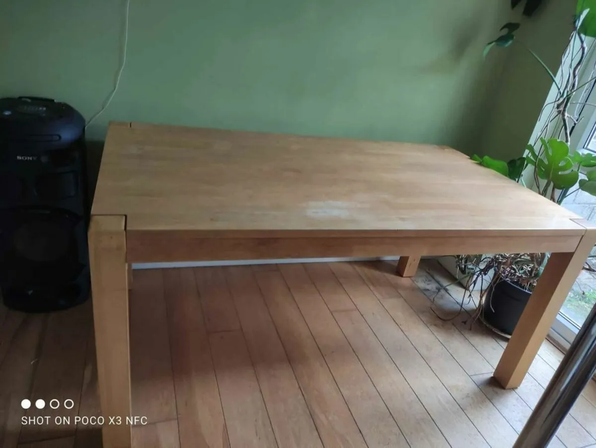 QUALITY solid wooden kitchen table - Image 4
