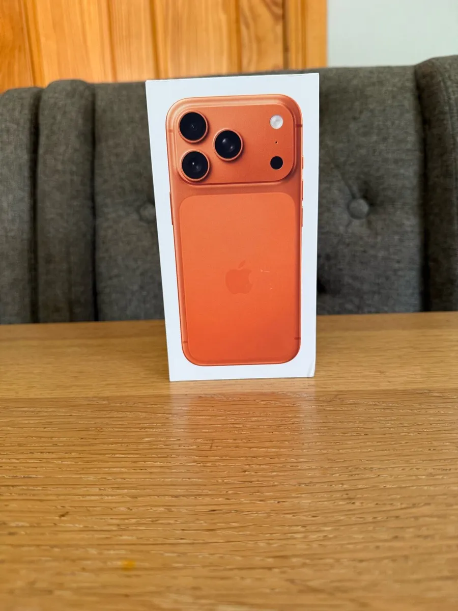 Brand new Apple iPhone 17 PRO (SIM FREE) - Image 1