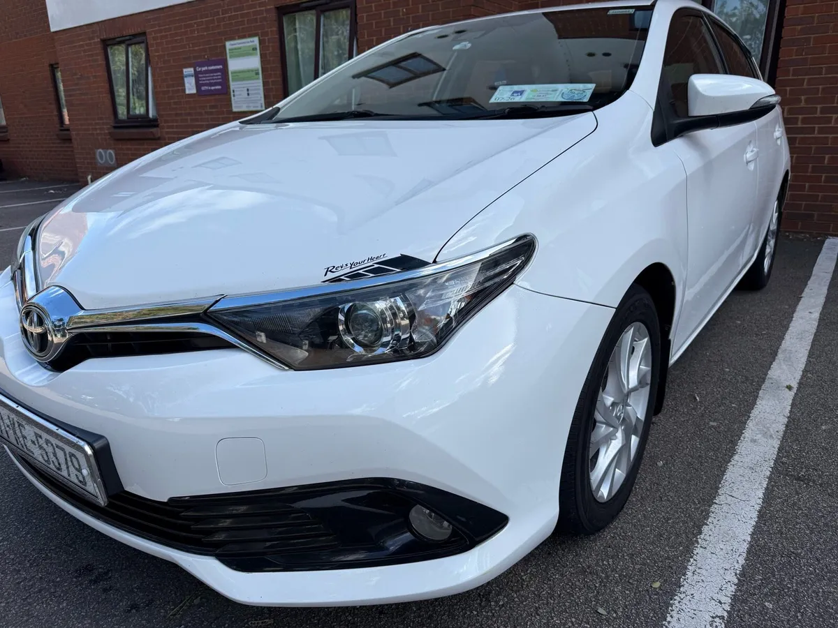 Toyota Auris 1.4 D4D Immaculate condition - Image 4