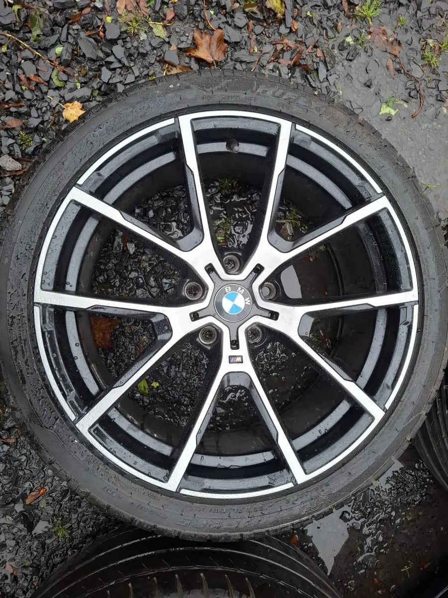 19" Bmw 5 Series F10 Alloys with tyres - Image 1