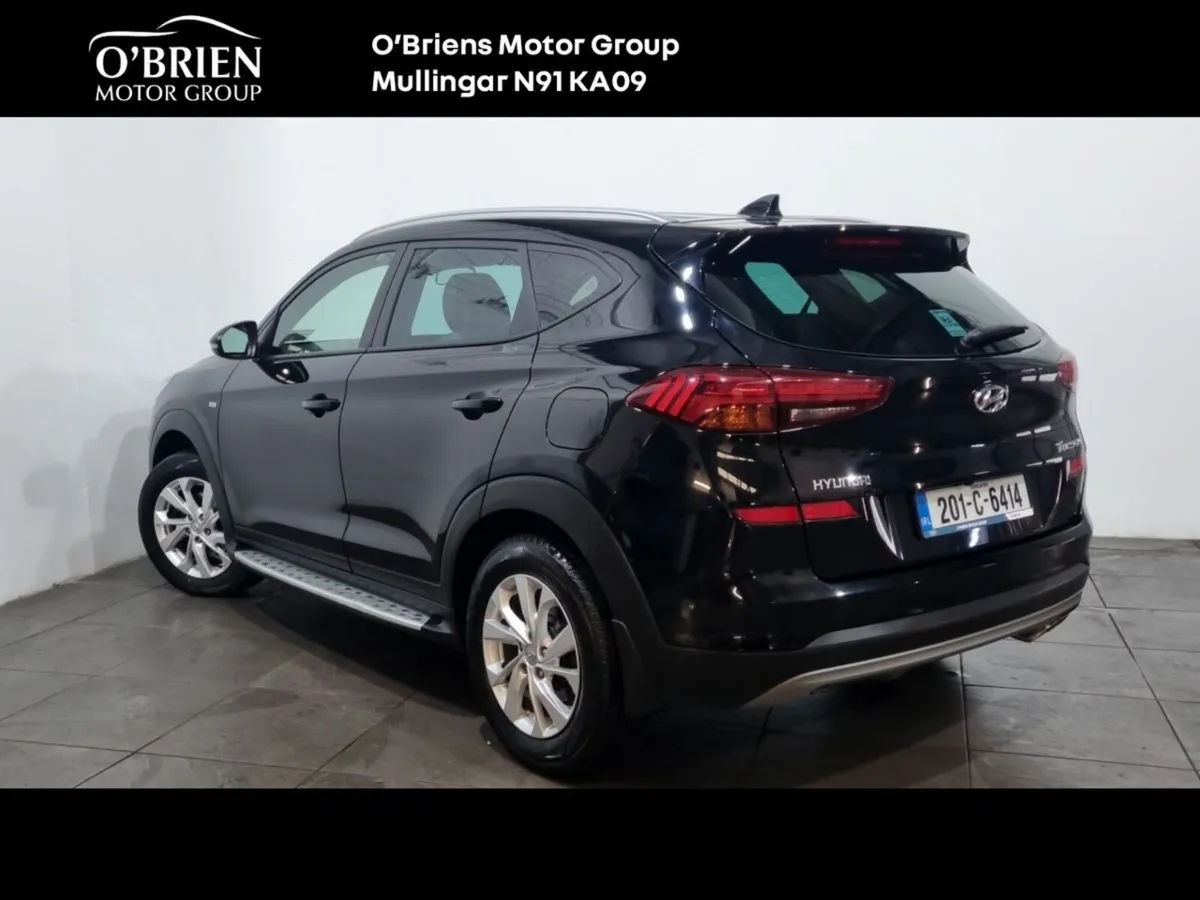 Hyundai Tucson 2WD Executive Mild Hybrid - Image 3