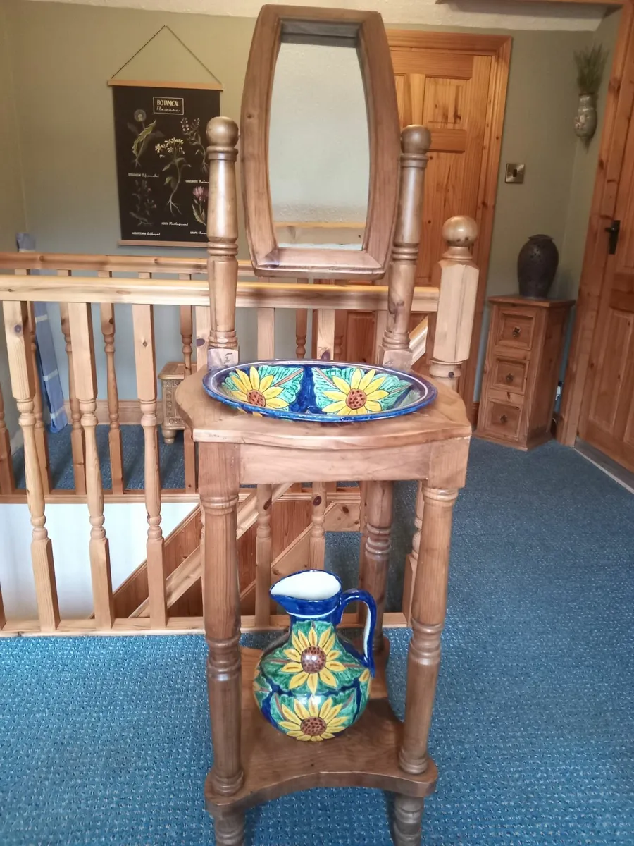 Mexican pine wash stand - Image 1